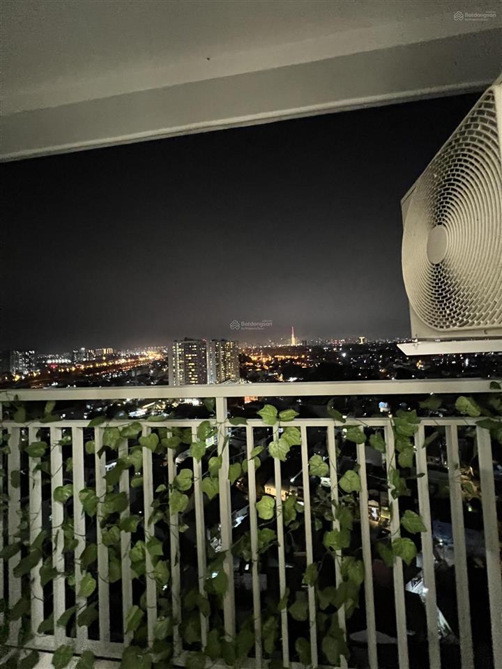 Bán ch lavita charm, 4,5 tỷ, 2pn2wc  68,5m2, căn góc đẹp view landmark81