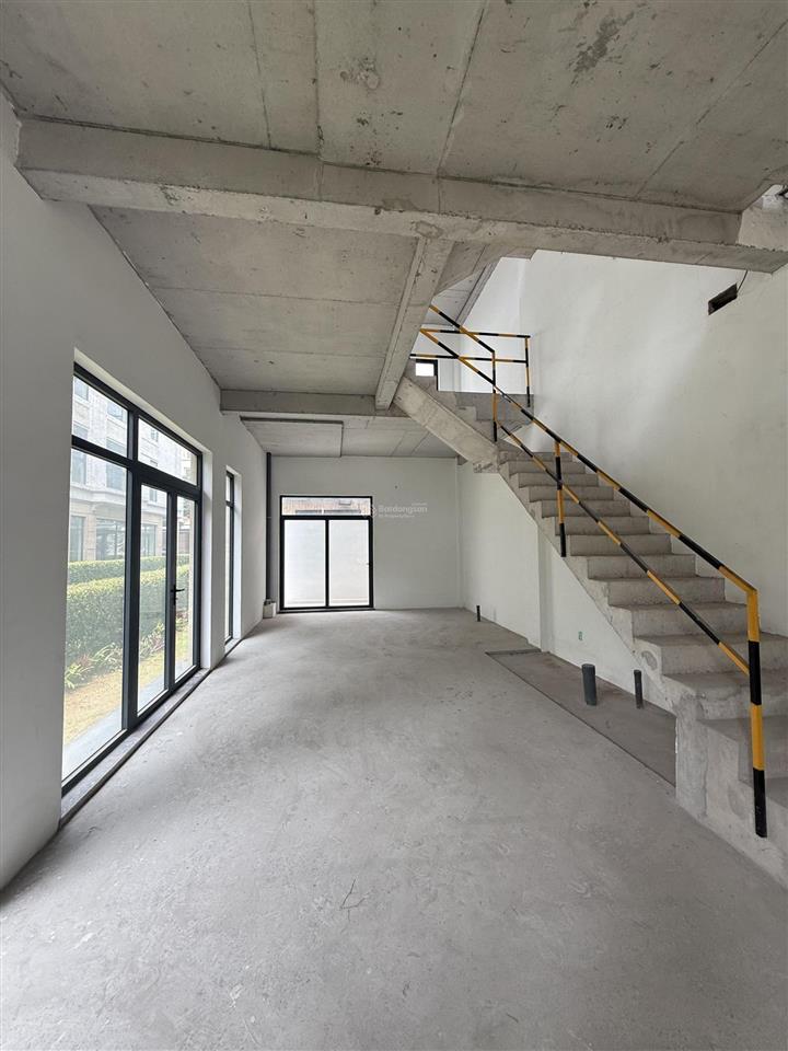 Bán gấp nhà phố classia 5x19 ~ 95m2 giá chỉ 17.5tỷ còn thương lượng nhà thô tiện decor theo ý thích