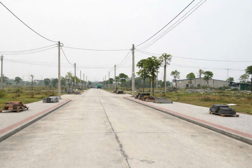 🚨HÀNG HIẾM – ĐẤT ĐẤU GIÁ BẢO PHÁC, CẠNH QUẢNG TRƯỜNG TAM ĐẢO DT100m MT5m KD Đỉnh 2,3 TỶ 0988296228