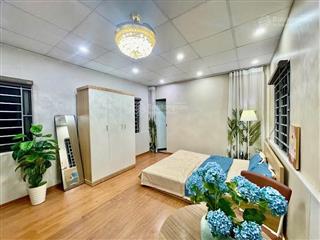 Khu vực cầu giấy cho thuê studio 33m2 giá 4,4 triệu thiết kế cực đẹp với 2 cửa sổ thoáng sáng