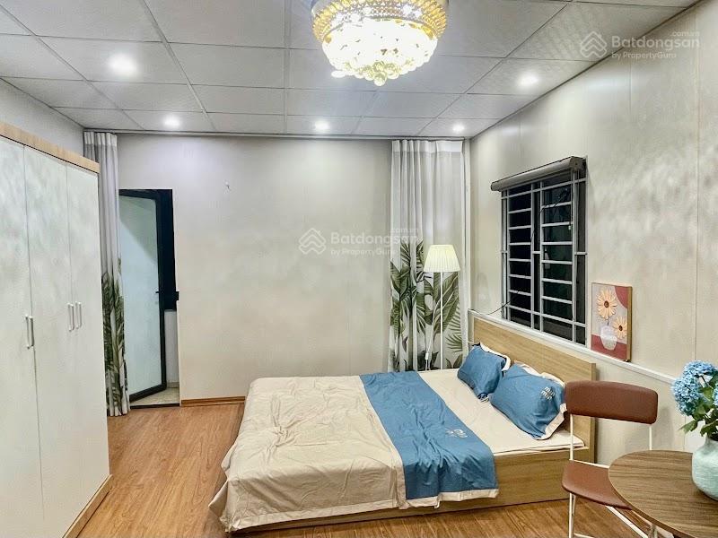 Khu vực cầu giấy cho thuê studio 33m2 giá 4,4 triệu thiết kế cực đẹp với 2 cửa sổ thoáng sáng
