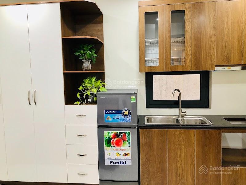Diện tích 28m2 phòng 1 ngủ 1 khách trần thái tông cầu giấy 4,4 triệu ban công