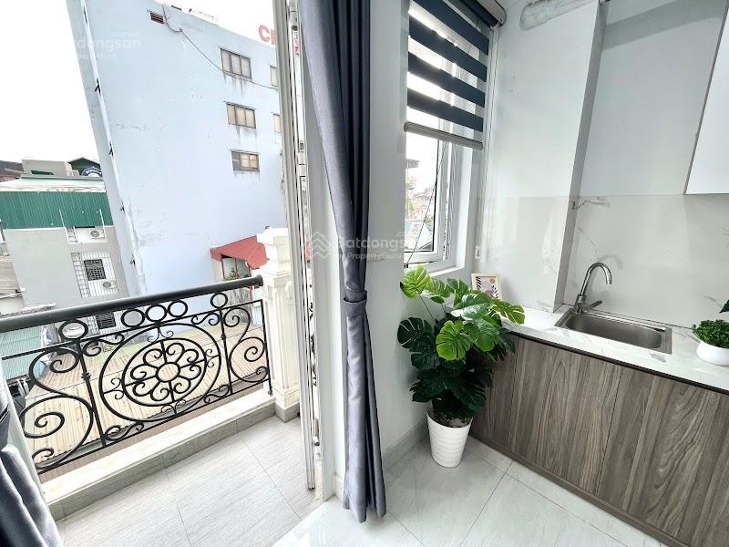 Cho thuê studio kiều mai bắc từ liêm 30m2 4 triệu full nội thất ban công rộng