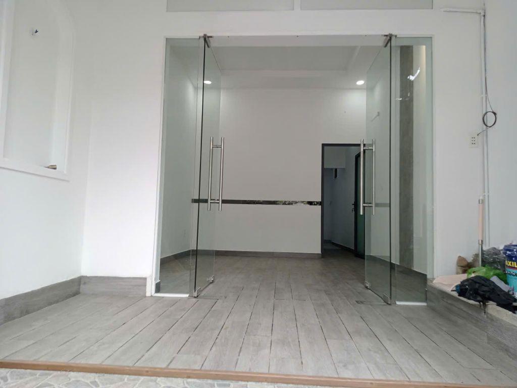 HIẾM, NGÃ 3 ĐƯỜNG, TIỆN KINH DOANH, 53M2 CHỈ 3.6T TRƯỜNG THỌ THỦ ĐỨC
