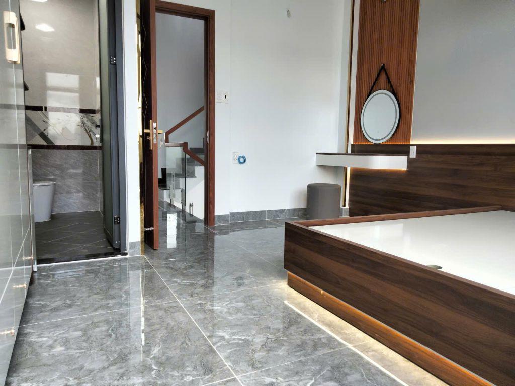 Gần Biệt Thự Gia Hòa, 60M2, 4 Tầng, chỉ 7.9T, Phước Long B, Thủ Đức