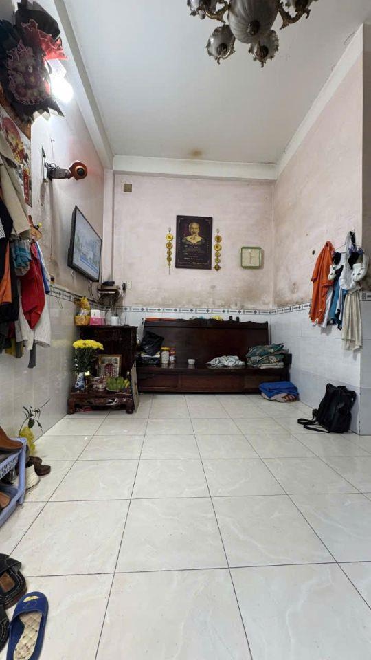 CHỈ 37 TRIỆU/M, GẦN ĐẠI HỌC NGÂN HÀNG, CHỢ LINH TRUNG THỦ ĐỨC