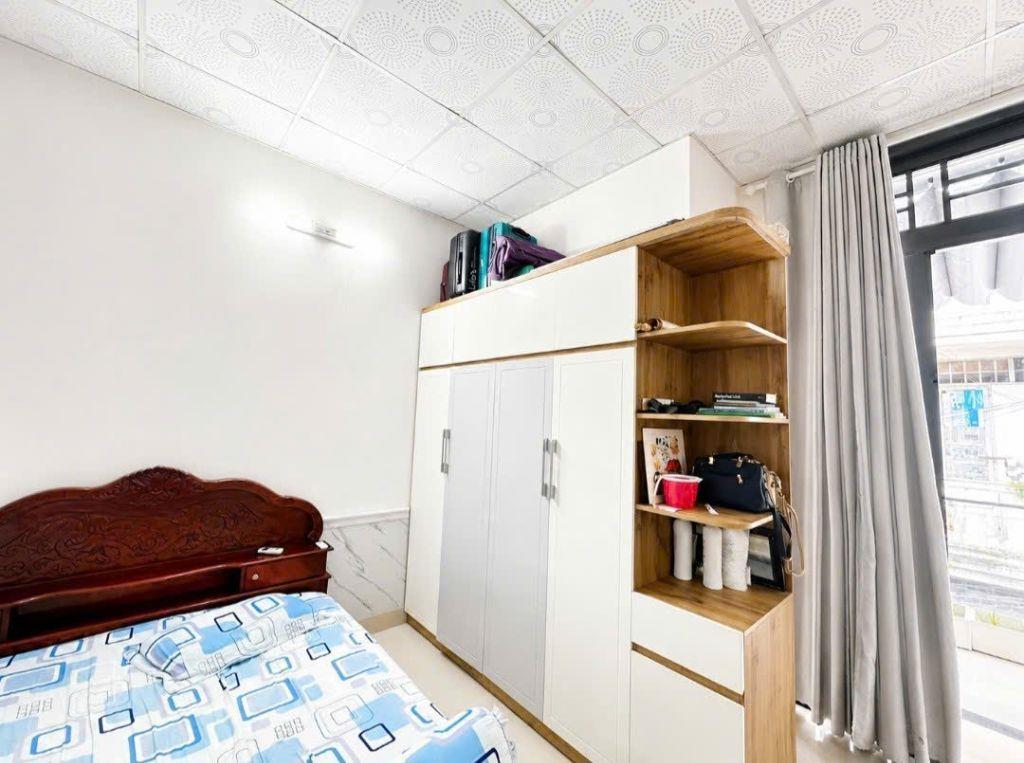 BIỆT THỰ 2 TẦNG, NHỈNH 50 TRIỆU/M2, LÀNG ĐẠI HỌC, LINH TRUNG THỦ ĐỨC