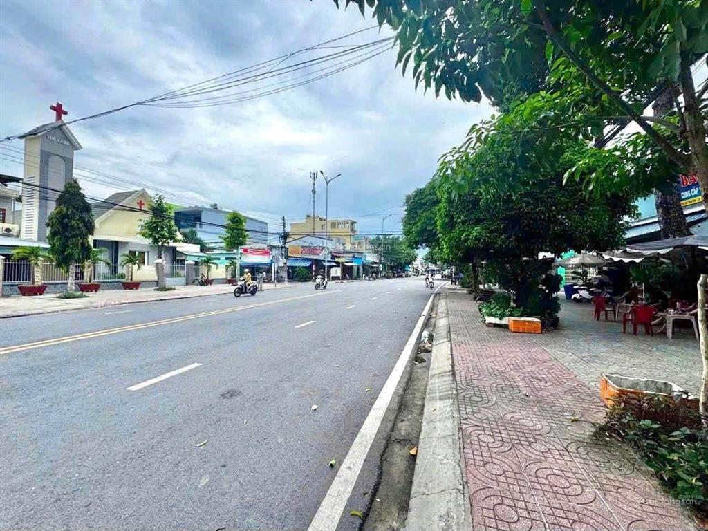 Bán nhà mặt tiền đường nguyễn văn nguyễn, thuận tiện kinh doanh mọi ngành nghề