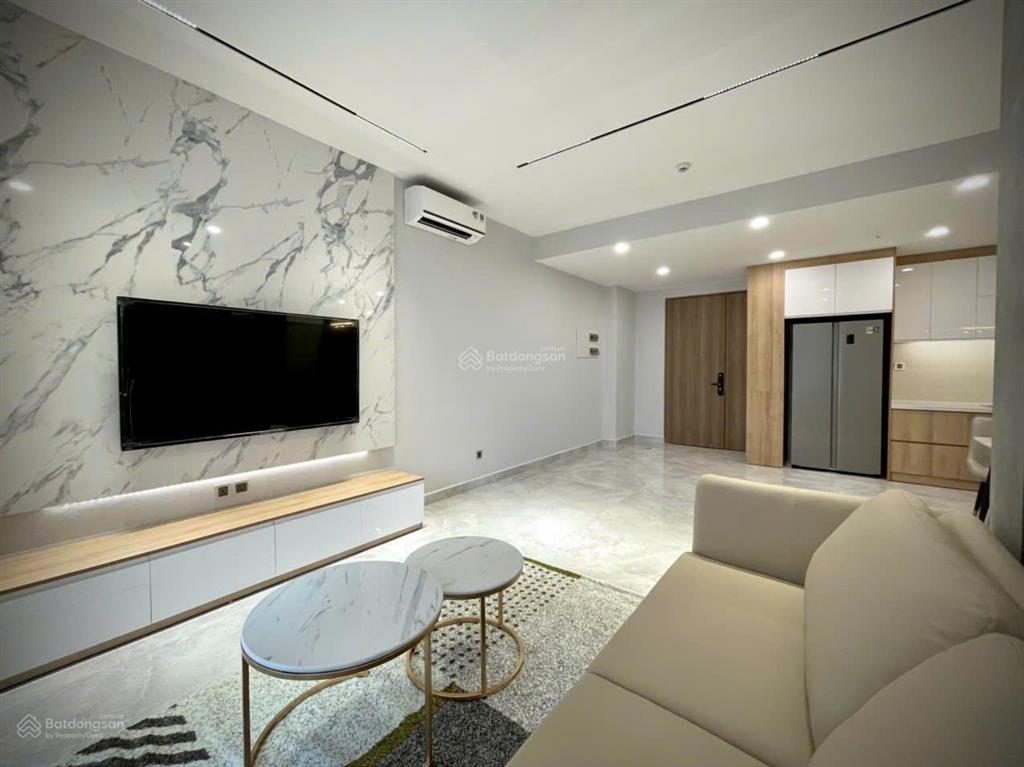 Cần cho thuê nhanh căn hộ star hill, pmh, q7, 3pn nhà đẹp, giá tốt.  0914 574 *** (em thao)