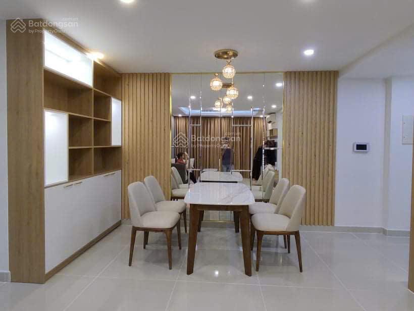 Cho thuê star hill q7 3pn 2wc 115m2, nhà đẹp  0914 574 *** mr thao