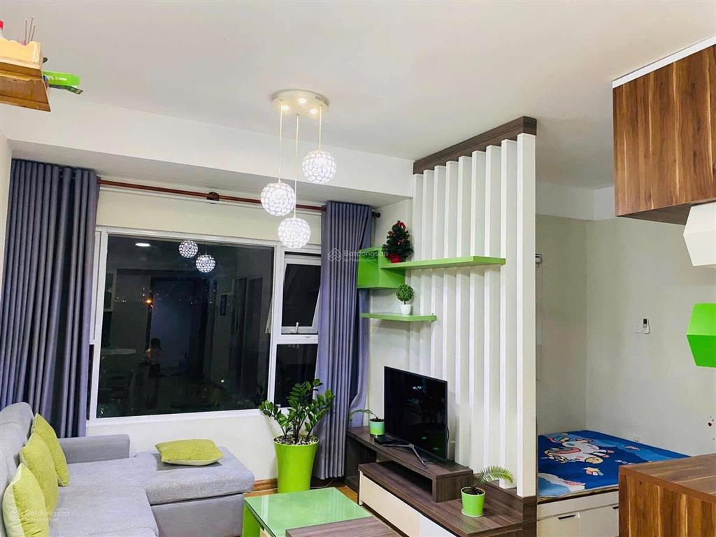Mình cần sang lại hợp đồng thuê căn hộ chung cư flora, 2pn, full nội thất, diện tích 60m2