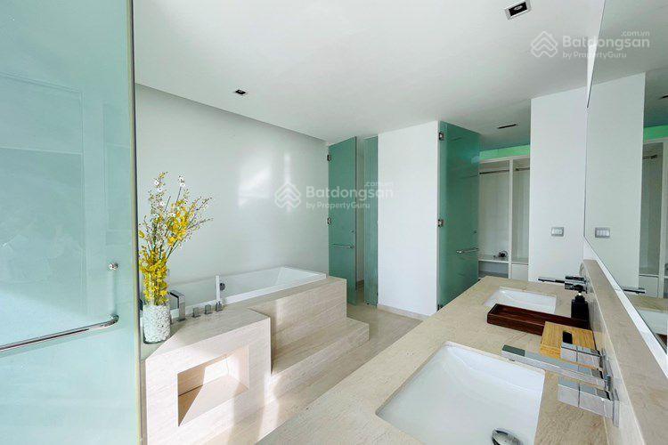 Cần cho thuê biệt thự the dune sát sân golf brg đà nẵng ,650 m2 ,4 pn giá 3400 usd  0766 827 ***