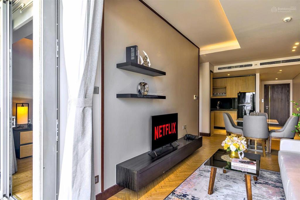 Tôi cần cho thuê căn hộ 5* 1 pn đà nẵng wyndham view biển 68 m2 giá 30 triệu/tháng.  0766 827 ***.