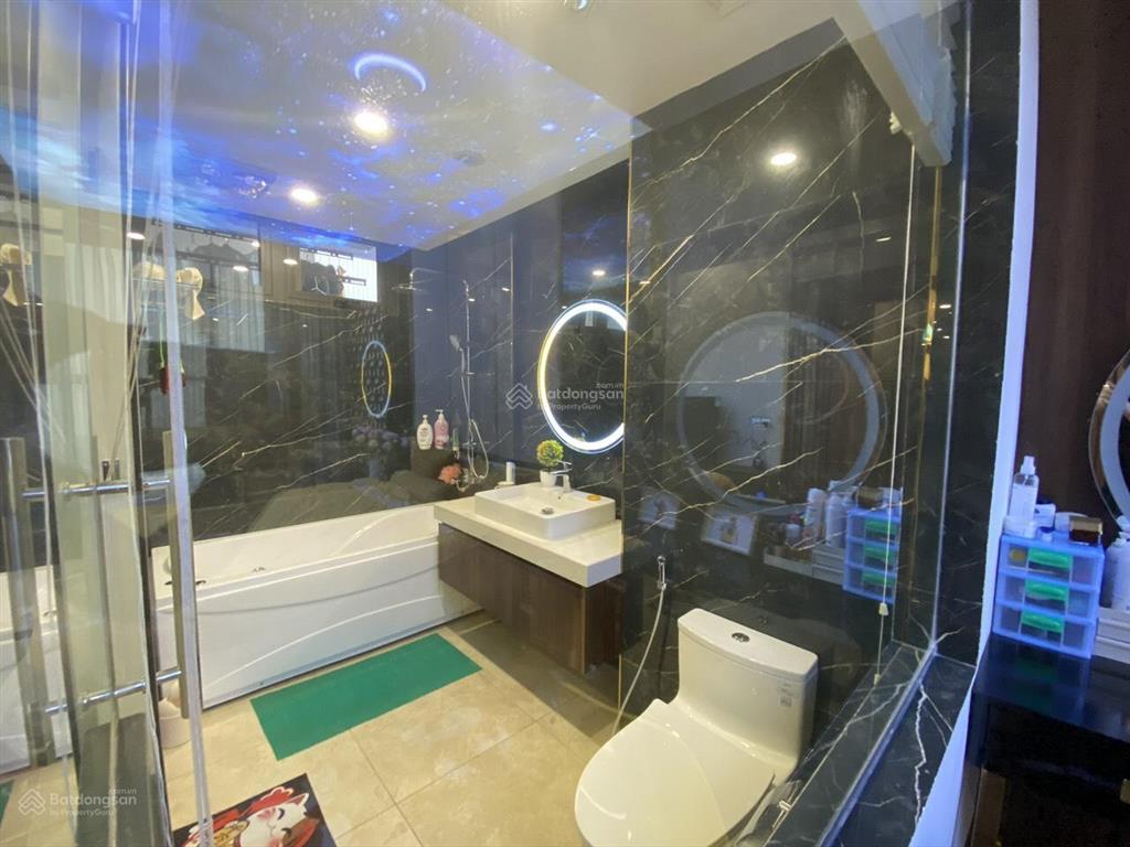 Bán căn 90m2 thống nhất complex, 3n2vs, ban công đn, full nội thất xịn, tầng trung, view thoáng