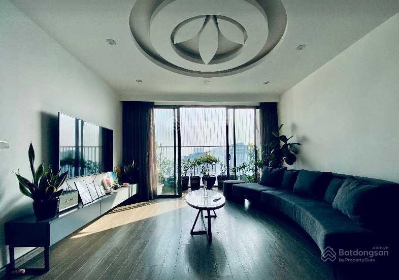 Gia đình cần bán căn goldseason, 66m2, 2 ngủ 2 vệ sinh, đầy đủ nội thất, tầng trung, view thoáng