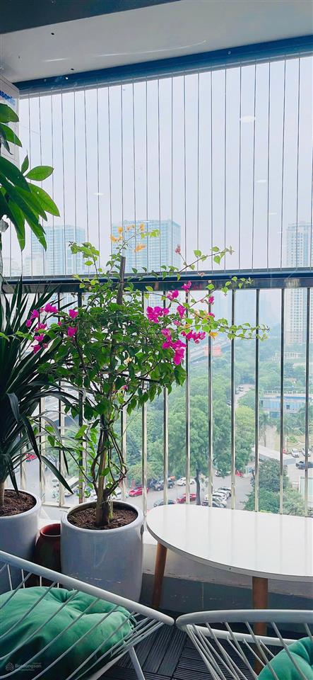 Chính chủ bán căn imperia garden, 75m2, 2 ngủ 2 vs, ban công hướng mát, tầng trung, full nội thất