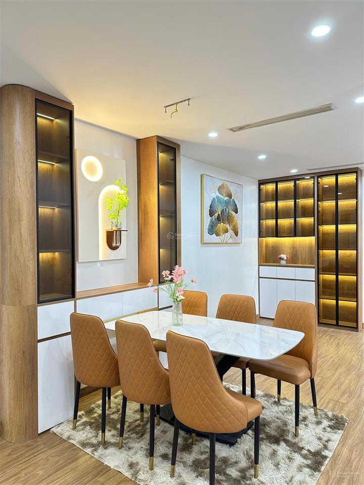 Cần bán căn hộ tòa 17t11 trung hoà nhân chính, 68m2, 2 ngủ 1 vệ sinh, tầng trung, nội thất cơ bản