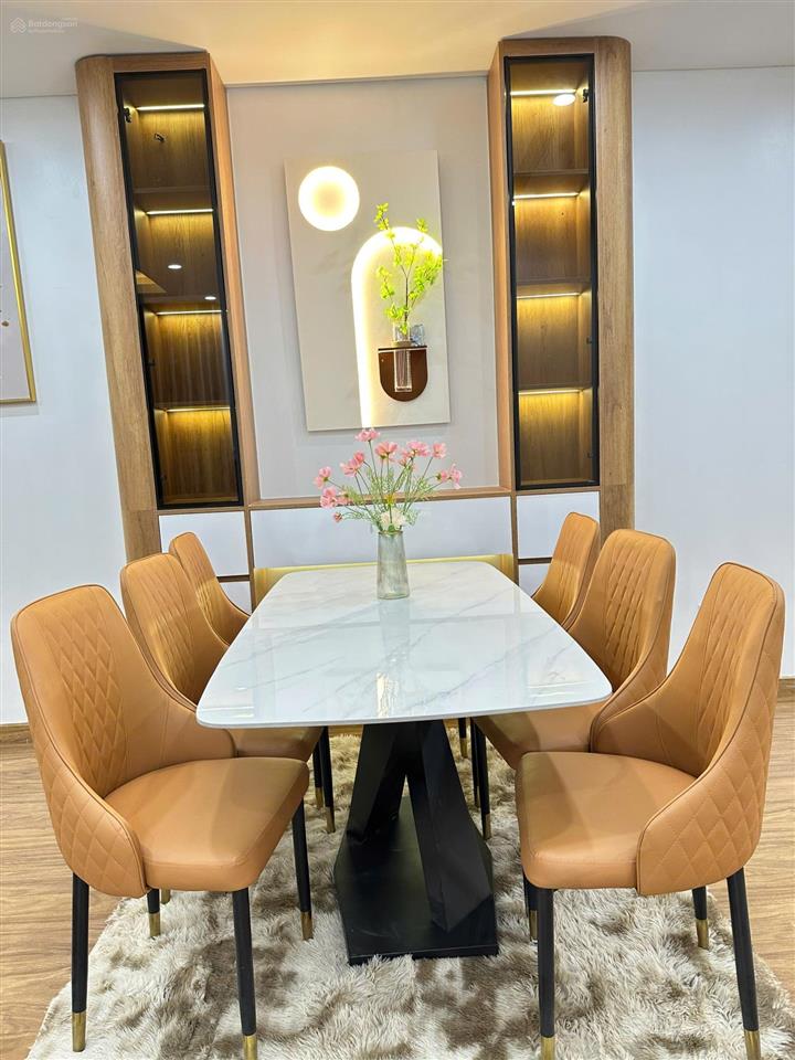 Cần bán căn hộ tòa 17t11 trung hoà nhân chính, 68m2, 2 ngủ 1 vệ sinh, tầng trung, nội thất cơ bản