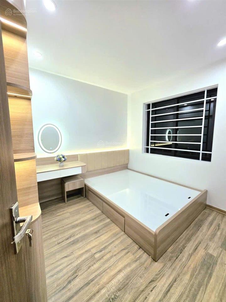 Bán cc 2pn, 2wc, 58m2 tại nơ1b linh đàm