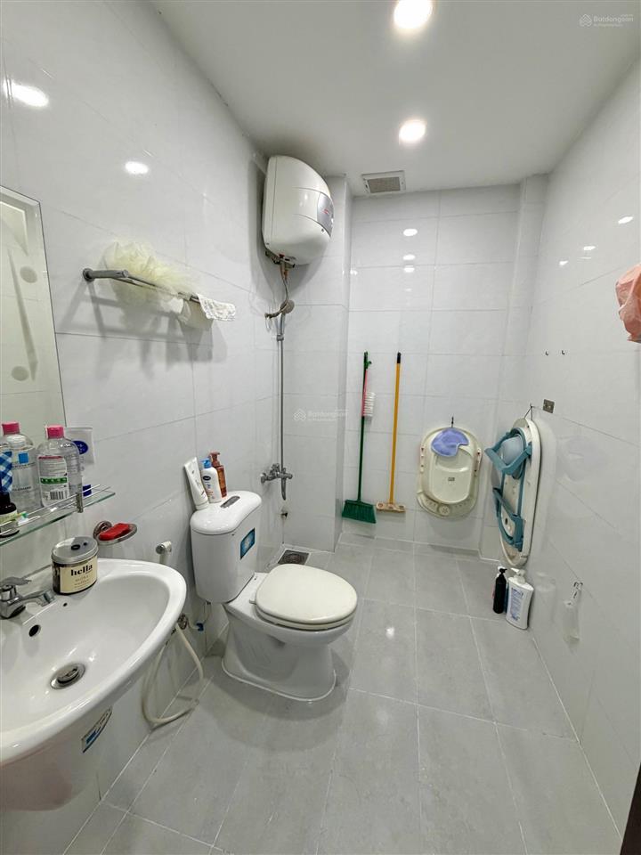 Bán nhà kdc tên lửa, đường 5a yên tĩnh, 4x20m, 4 tầng, gần công viên, nhà đẹp ở ngay