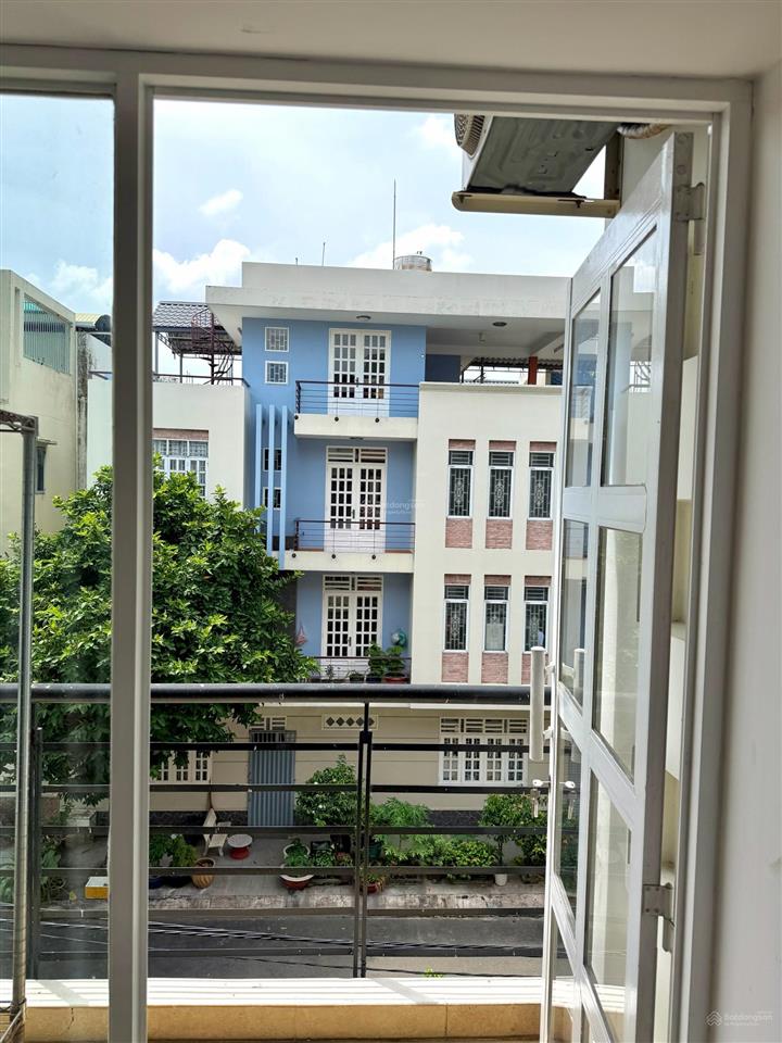 Bán nhà kdc tên lửa, đường 5a yên tĩnh, 4x20m, 4 tầng, gần công viên, nhà đẹp ở ngay