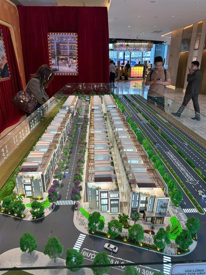 Đón đầu chu kỳ mới với siêu phẩm nhà phố essesia broadway phú long tại nam sài gòn