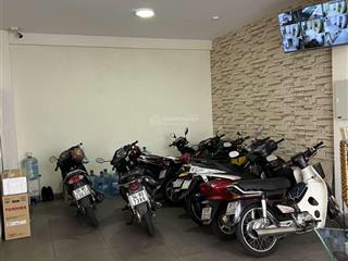 Căn góc ngay đại học hutech ung văn khiêm. 4 tầng sử dụng ~500m². giá 48tr, nhà mới