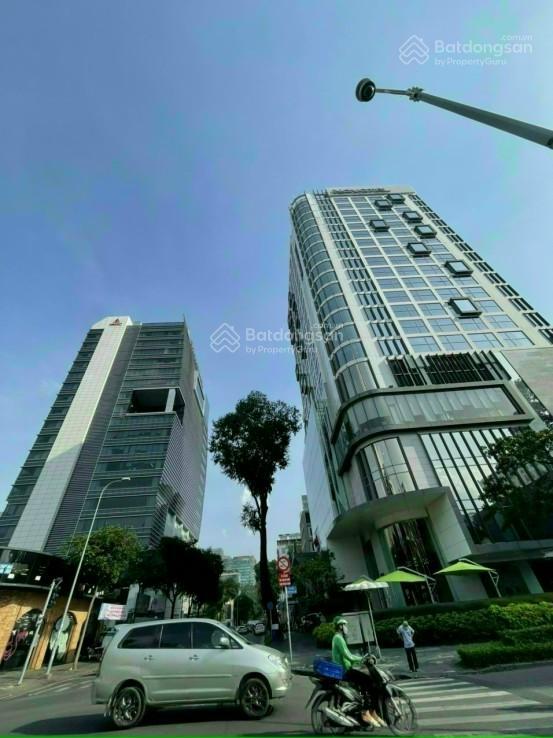 Hàng hiếm mt xa lộ hn  ngay quốc hương. s= 12x37m. ctxd 1hầm 7tầng. giá 78tỷ