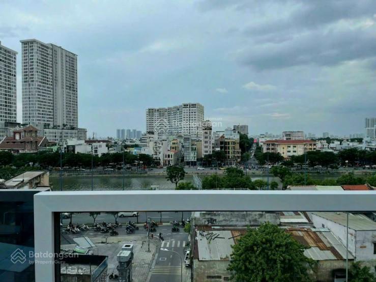 Hàng hiếm mt xa lộ hn  ngay quốc hương. s= 12x37m. ctxd 1hầm 7tầng. giá 78tỷ