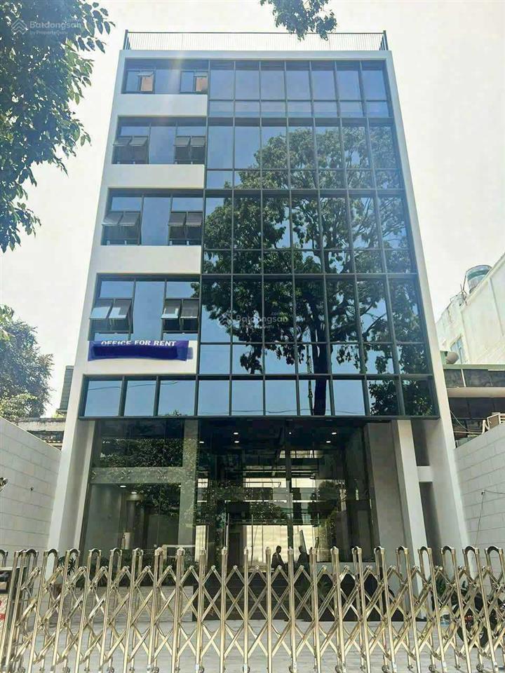 Hot! tòa nhà cộng hòa  tân bình. dt 13x30m, 7 tầng thang máy. hđt 350tr, bán 68 tỷ