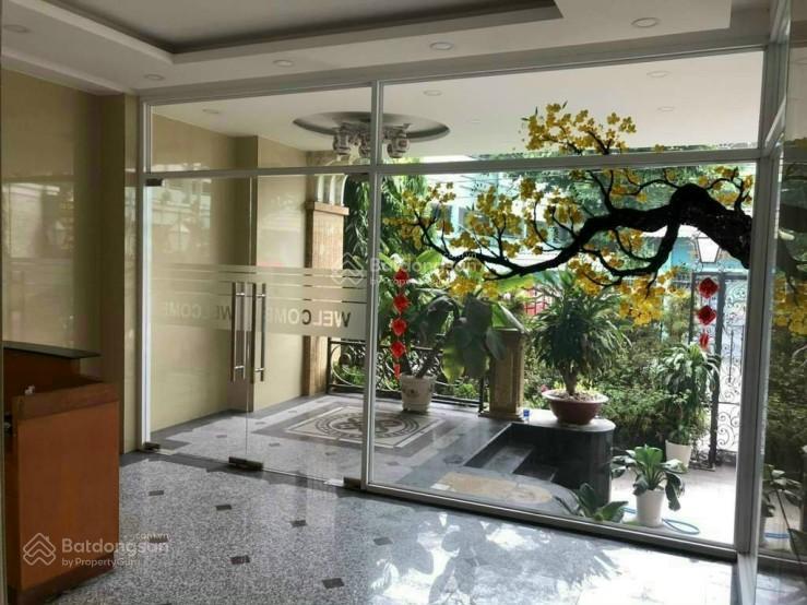 Tân bình  giáp q10 505m2 đất full thổ cư, đường vào 10m. ctxd h7t, giá chỉ 40,5 tỷ  bao phân lô