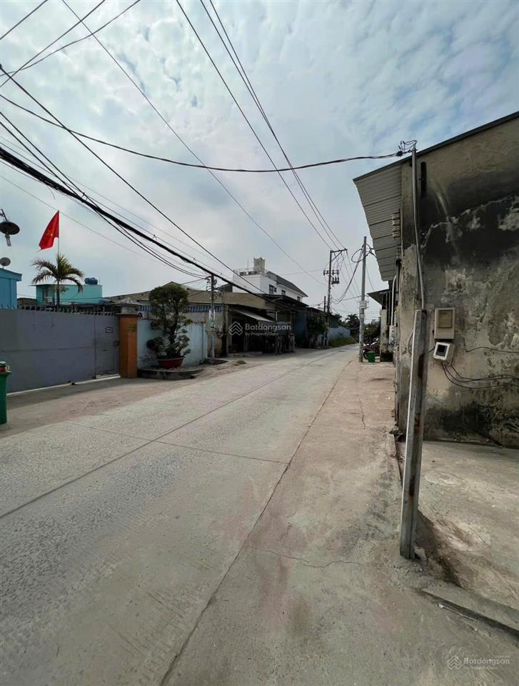 Cho thuê kho xưởng 400m2 bình chánh (đường xe cont, điện bình sx)