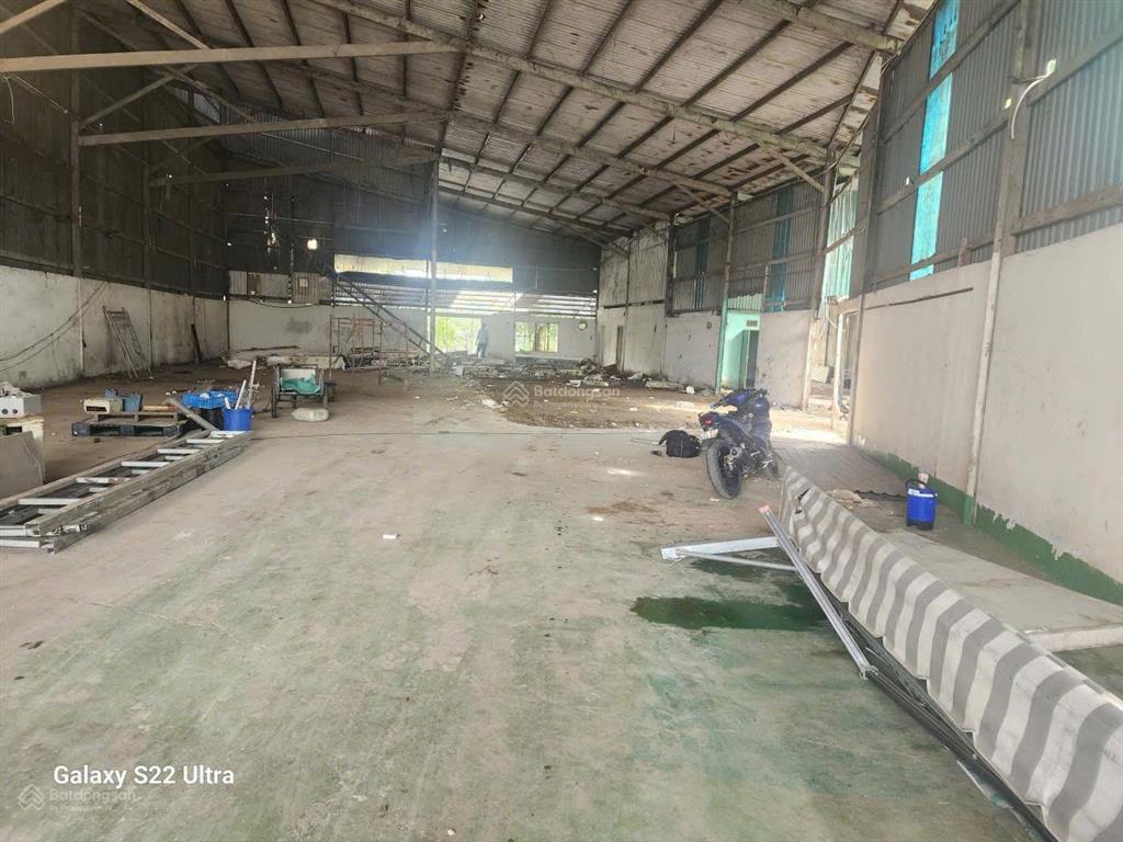 Kho xưởng 850m2 tân túc  bình chánh. đường xe container 24h
