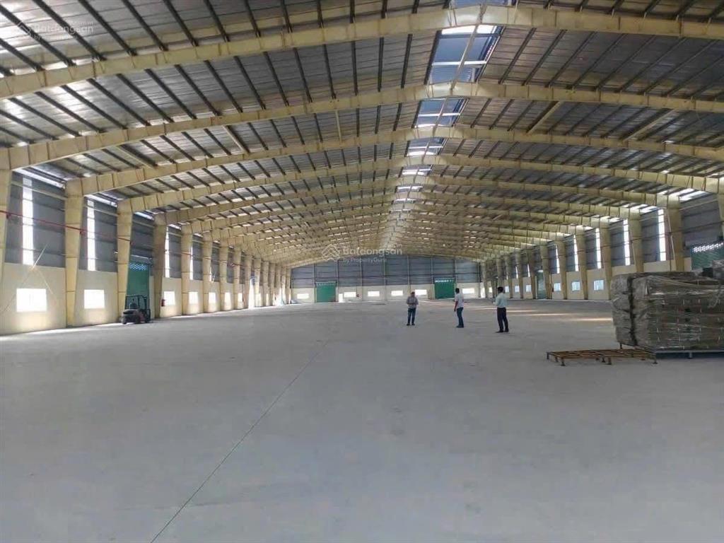 Cho thuê nhà xưởng kcn bến lức. diện tích 2.850m2, khuôn viên 4.200m2