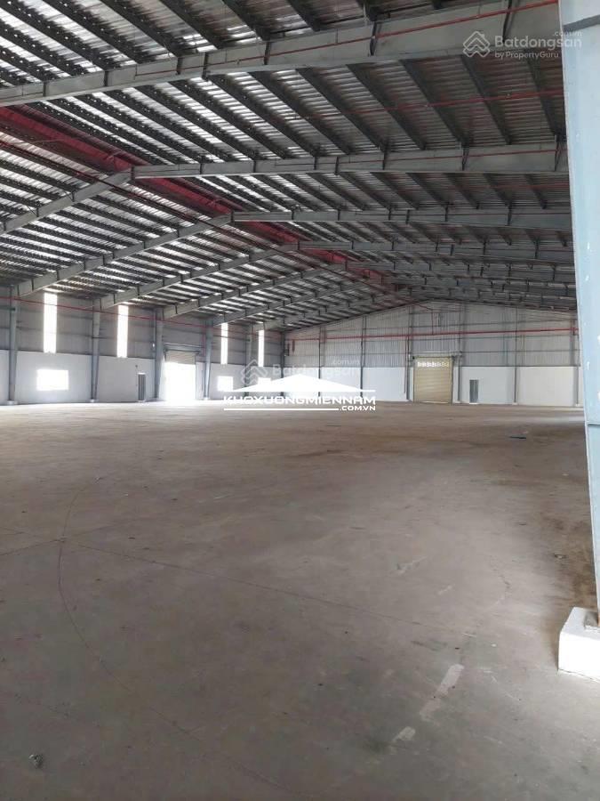 Cho thuê nhà xưởng kcn lê minh xuân. diện tích 2.000m2, kv 3.800m2
