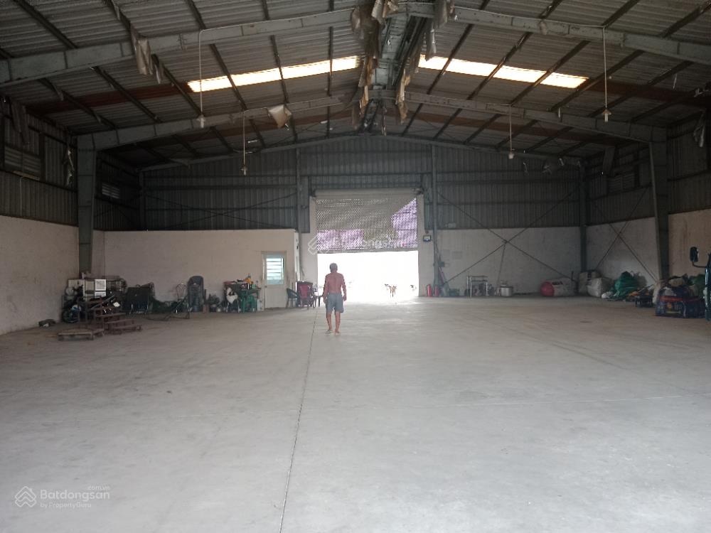 Cho thuê kho xưởng 1.200m2. sân bãi rộng, xe container 24h vào tận kho