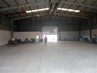 Cho thuê kho xưởng 1.200m2. sân bãi rộng, xe container 24h vào tận kho