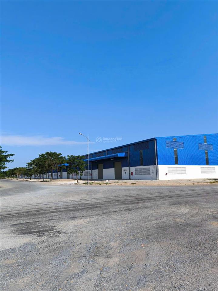 Cho thuê kho xưởng 9.480m2 kcn cần đước  long an
