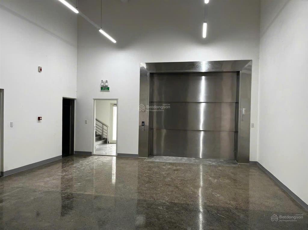 Cho thuê kho xưởng 4.620m2 kcn cần giuộc  long an