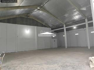 Cho thuê kho 200m2 quốc lộ 1a  bình chánh. đường xe container 24/24