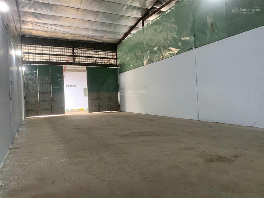 Cho thuê kho 320m2 quốc lộ 1a  bình chánh. đường xe container 24/24