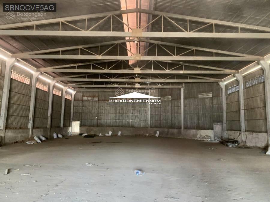 Cho thuê kho xưởng 1.250m2 tân nhựt  bình chánh. đường xe container 24/24