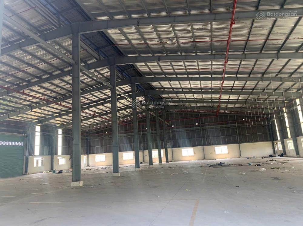 Cho thuê kho xưởng cần đước  long an. diện tích 2.500m2, kv 7.000m2. hệ thống pccc tự động