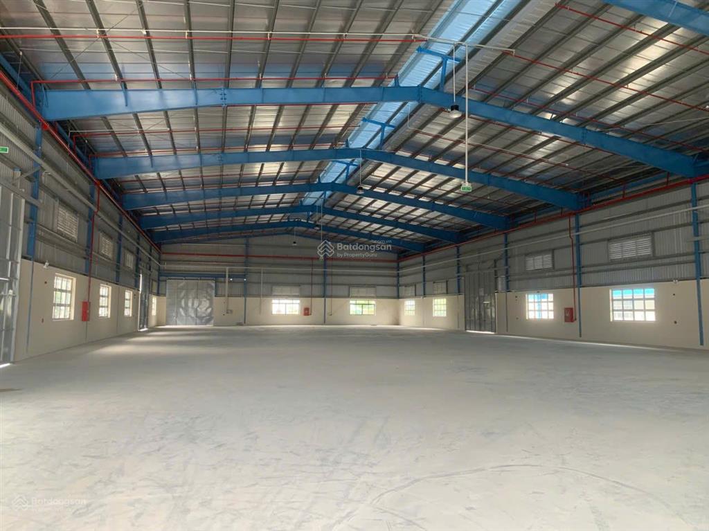 Cho thuê kho xưởng 3.300m2 kcn bến lức  long an