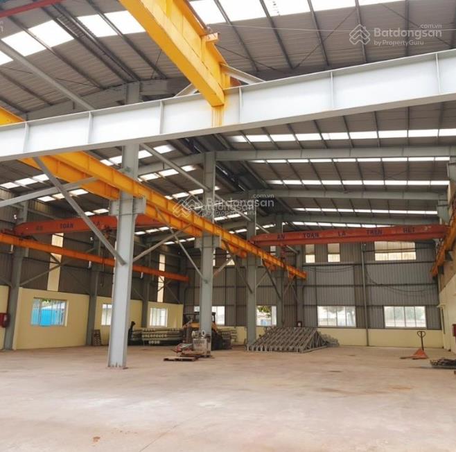 Cho thuê xưởng 1.100m2 bình chánh. có sẵn ba lang, đường xe container 24/24