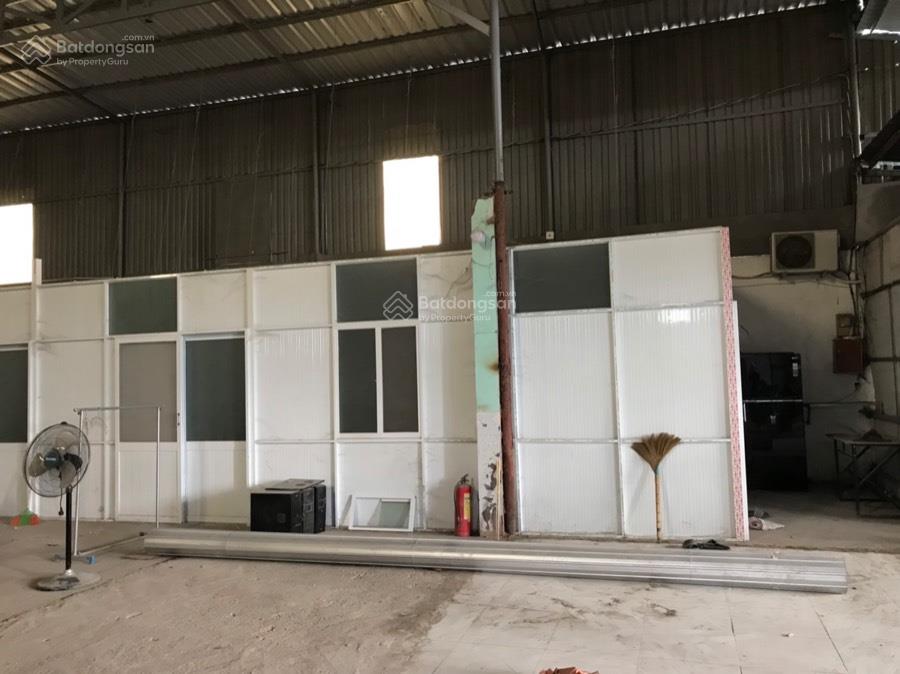 Cho thuê kho xưởng 320m2 trần đại nghĩa  bình chánh. đường xe container 242/4