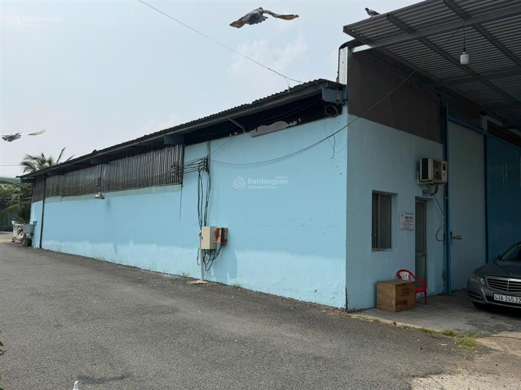 Cho thuê kho xưởng 700m2 bình chánh. đường xe container 24/24