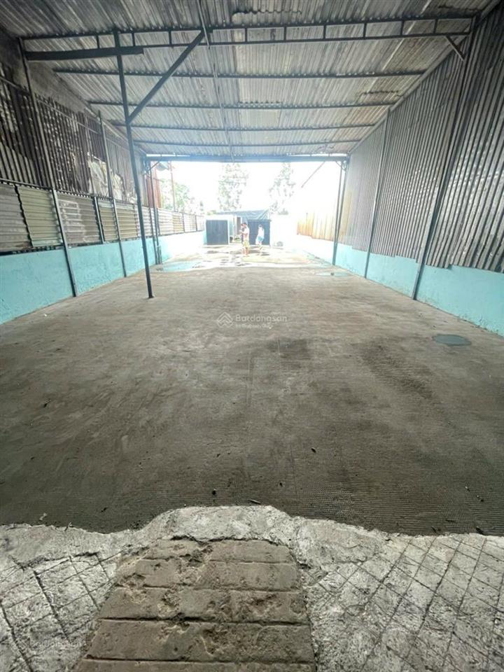 Cho thuê kho xưởng 300m2 bình tân. đường xe tải ko cấm giờ