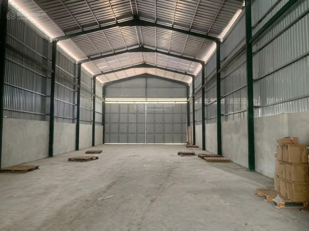 Cho thuê kho xưởng 800m2 bình chánh. kho sạch đẹp, kiên cố