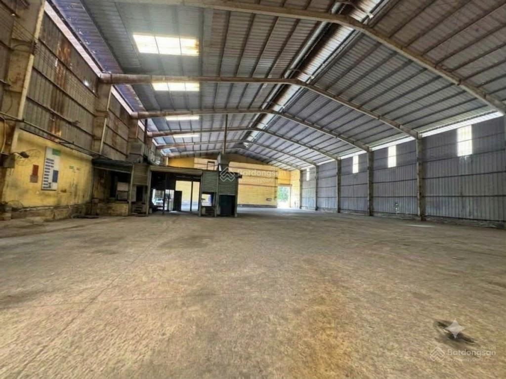Cho thuê kho xưởng kcn bình chánh. khuôn viên 7.000m2, nhà xưởng 3.500m2